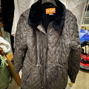 Sporto Women’s Quilted Grey & Black Winter Coat Lined With Fur
